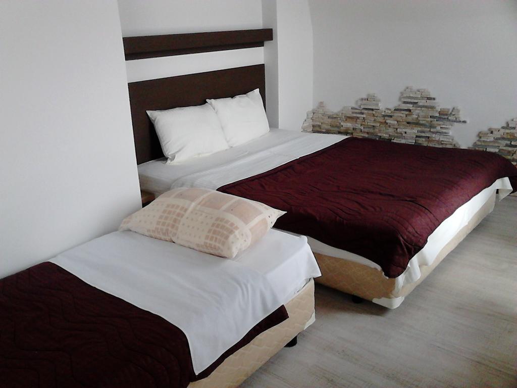 Prenociste Konstantin 2008 Hotel Ni Værelse billede