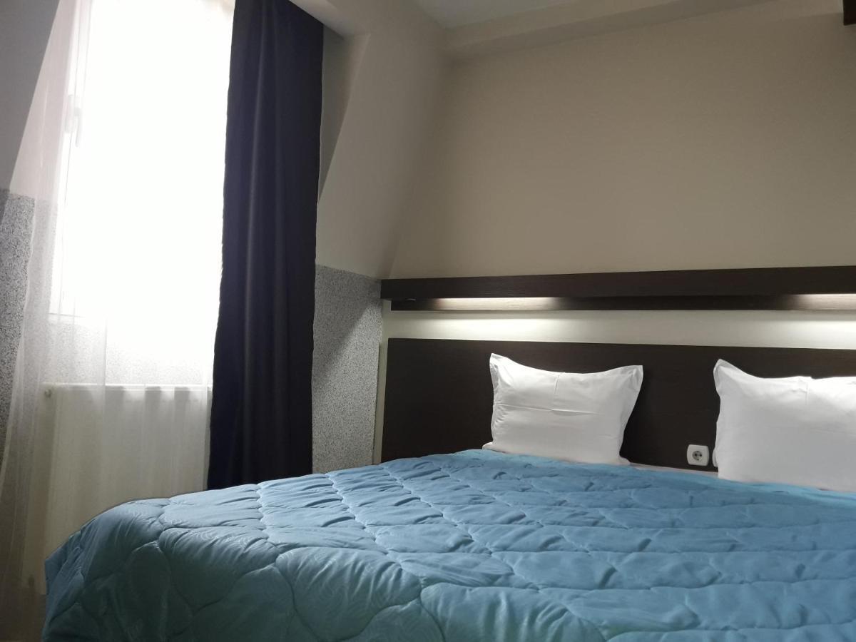 Prenociste Konstantin 2008 Hotel Ni Eksteriør billede