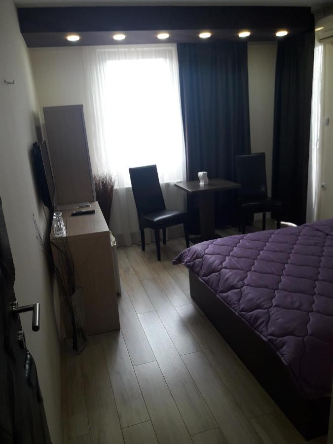 Prenociste Konstantin 2008 Hotel Ni Eksteriør billede