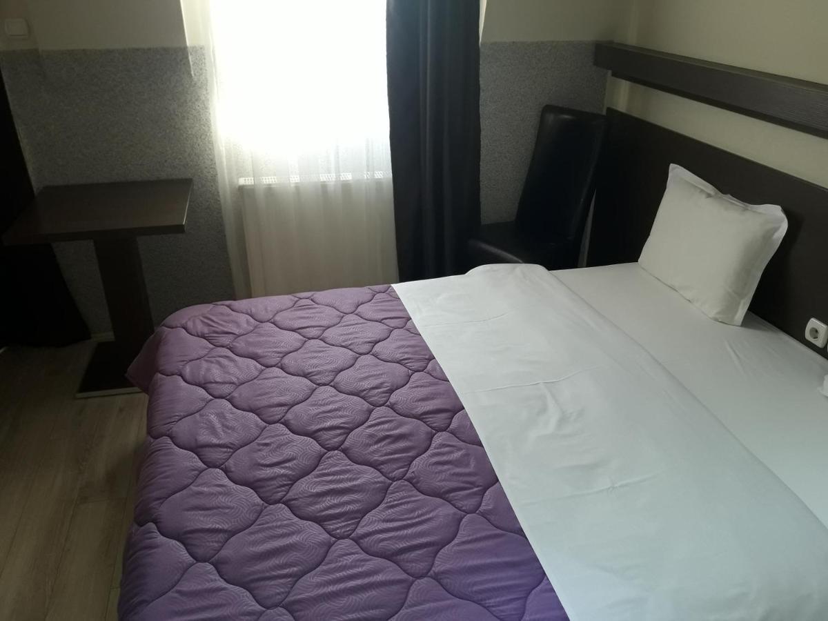Prenociste Konstantin 2008 Hotel Ni Eksteriør billede