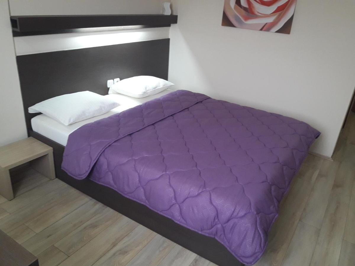 Prenociste Konstantin 2008 Hotel Ni Eksteriør billede