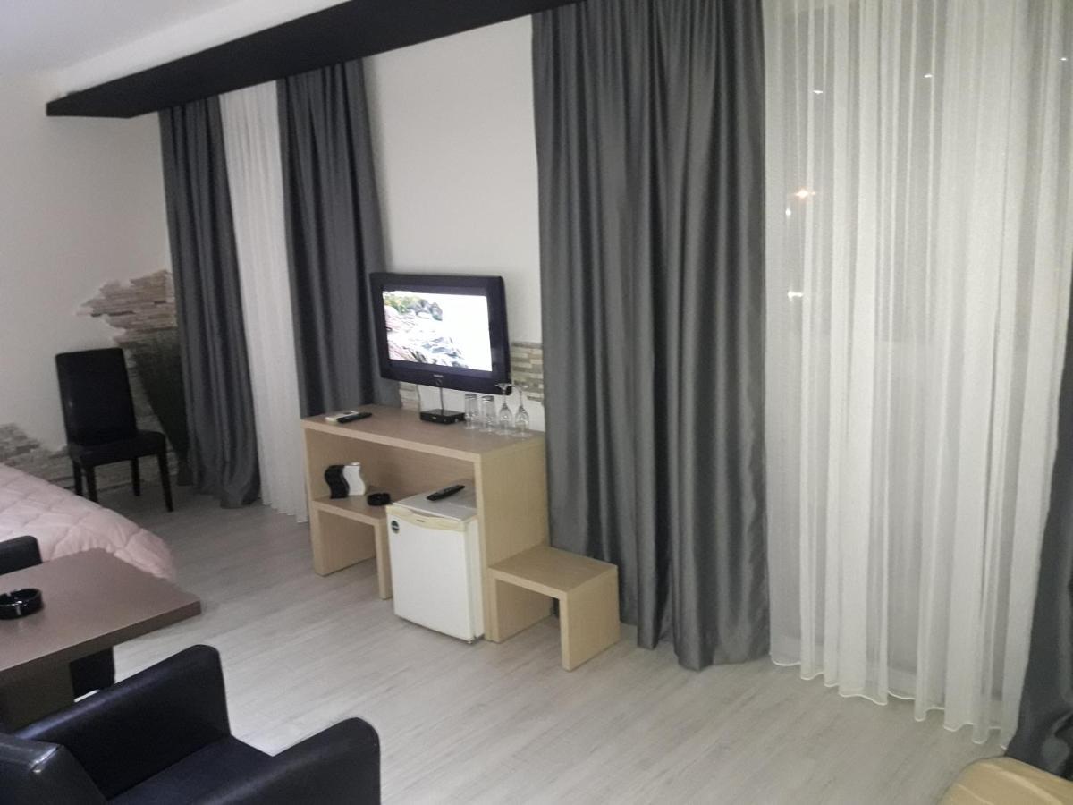 Prenociste Konstantin 2008 Hotel Ni Eksteriør billede